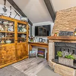 Дом отдыха Cozy In With Sauna *