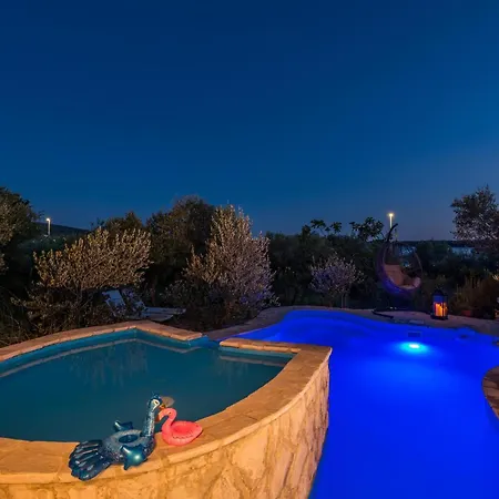 Holiday home 2 Bedroom Awesome In Punat