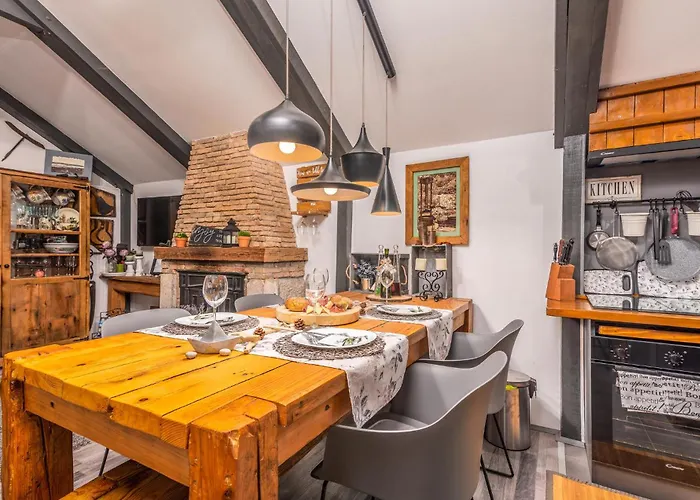 Holiday home 2 Bedroom Awesome In Punat