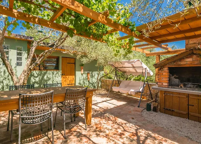 Holiday home 2 Bedroom Awesome In *